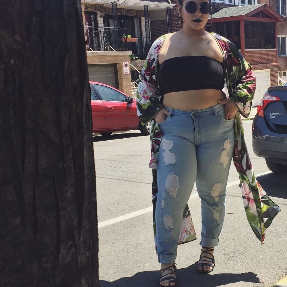 Meet your Posher, Leyledy